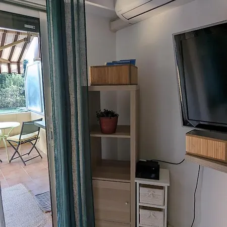 Διαμέρισμα Avec Terrasse - Piscine - Tennis - Gardien Νίκαια